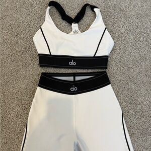 ALO Yoga Black and White Leggings